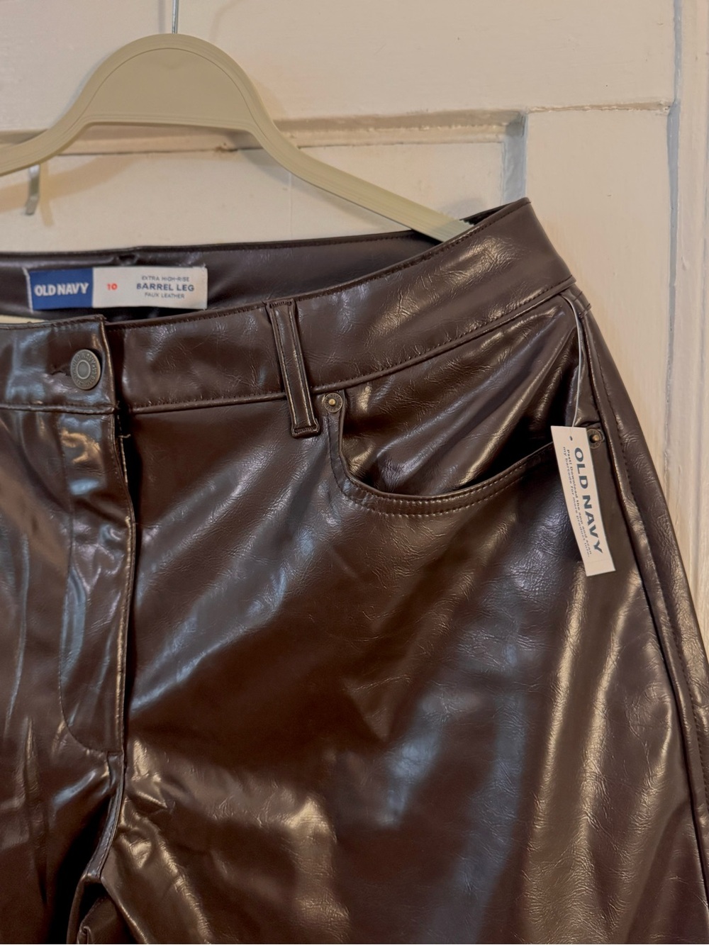 Old Navy Brown Faux Leather Barrel-Leg Pants Size 10 NWT
